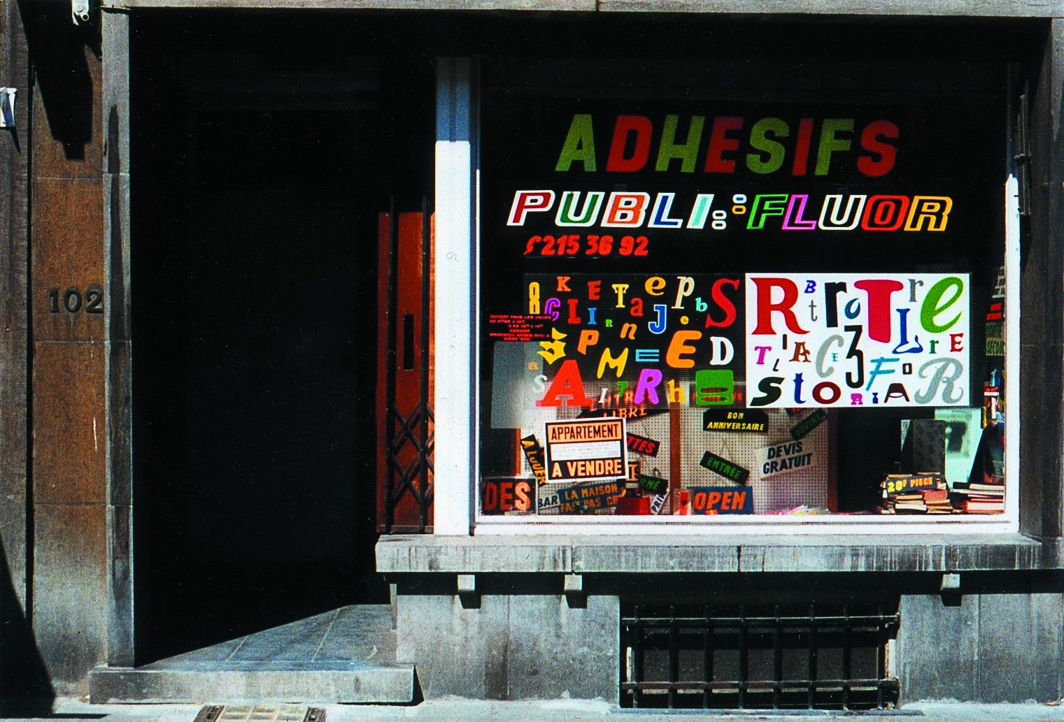 Publi Fluor, la vitrine de la boutique.